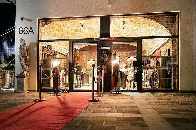 Bronzeweinverkostung im Wohnpark Graz-Gösting