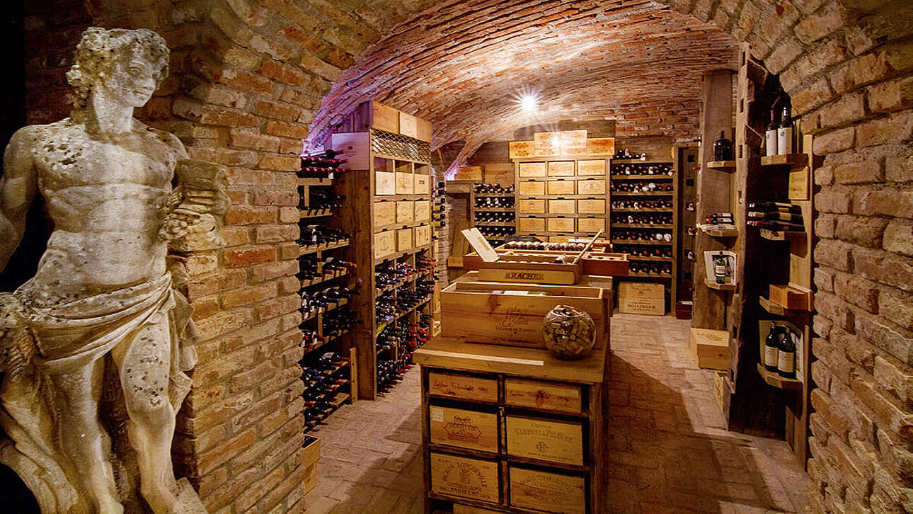 Weinkeller im Kaisergewölbe