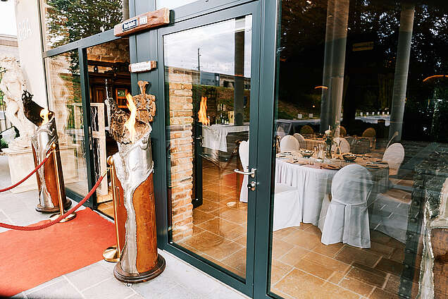 Bronzeweinverkostung im Wohnpark Graz-Gösting